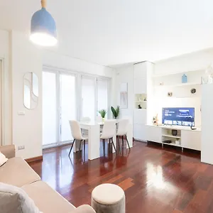 https://apt-bicocca-terrace-2bedroom-top-collection.it-lombardy.com